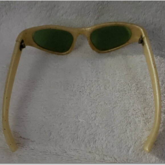 1950s Cool-Ray Polaroid 125~Mid-Century~Retro Fashion Cat Eye SUNGLASSES Vintage main image 8